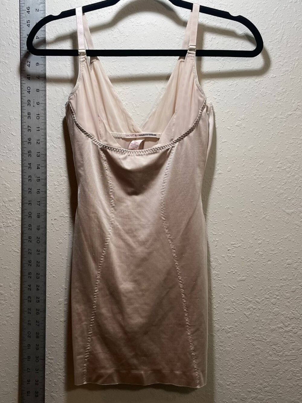 Secret By Victoria's Secret So Curvaceous Shapewear Bodysuit Nude Slimming - Med